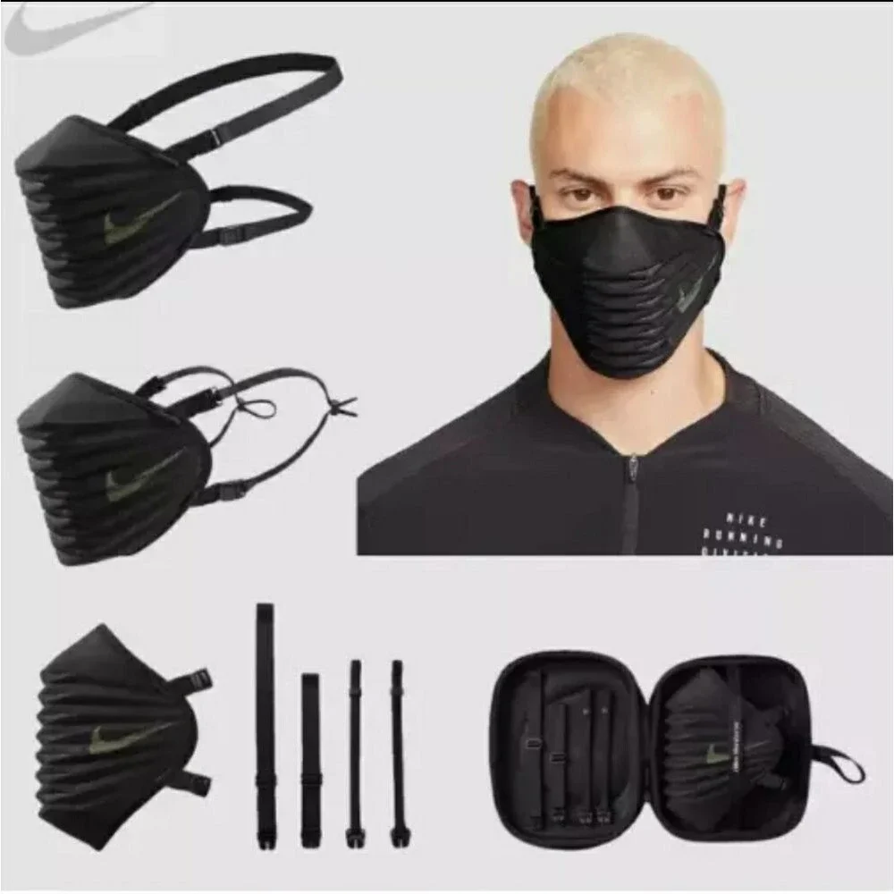 NWT Nike Face Mask Unisex Black New Training Swoosh DO8356-010 Size Medium